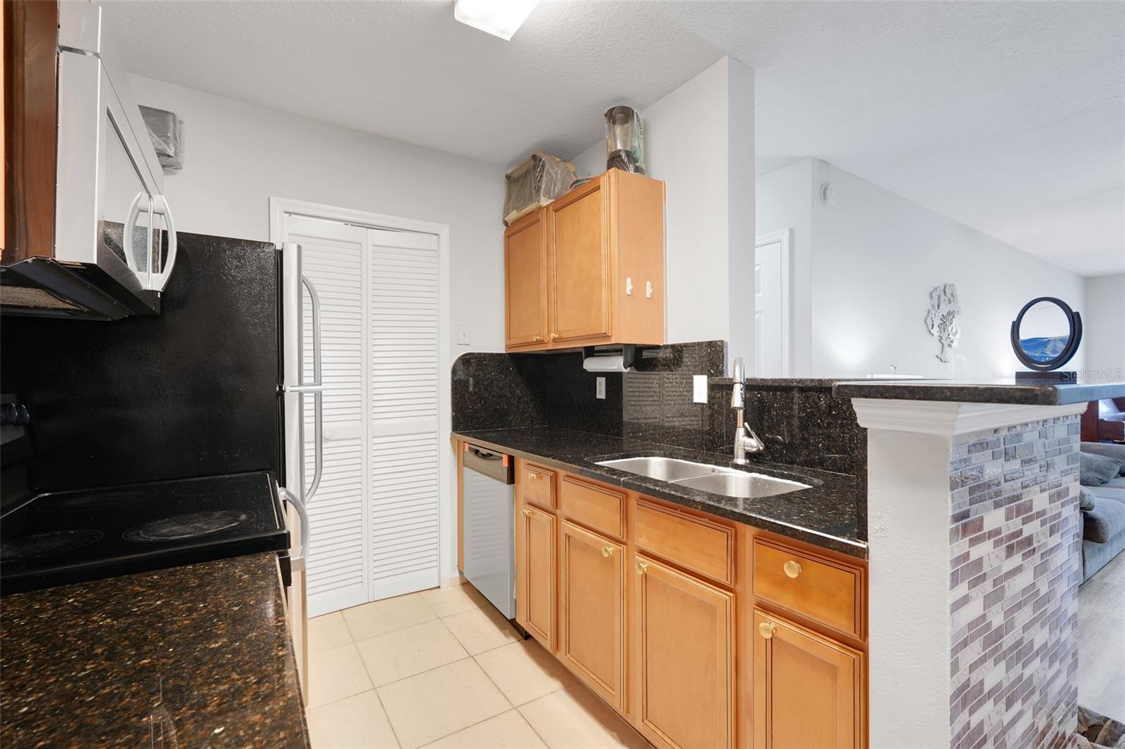 Aparatmento proximo ao Milenia Mall - Imagem 7