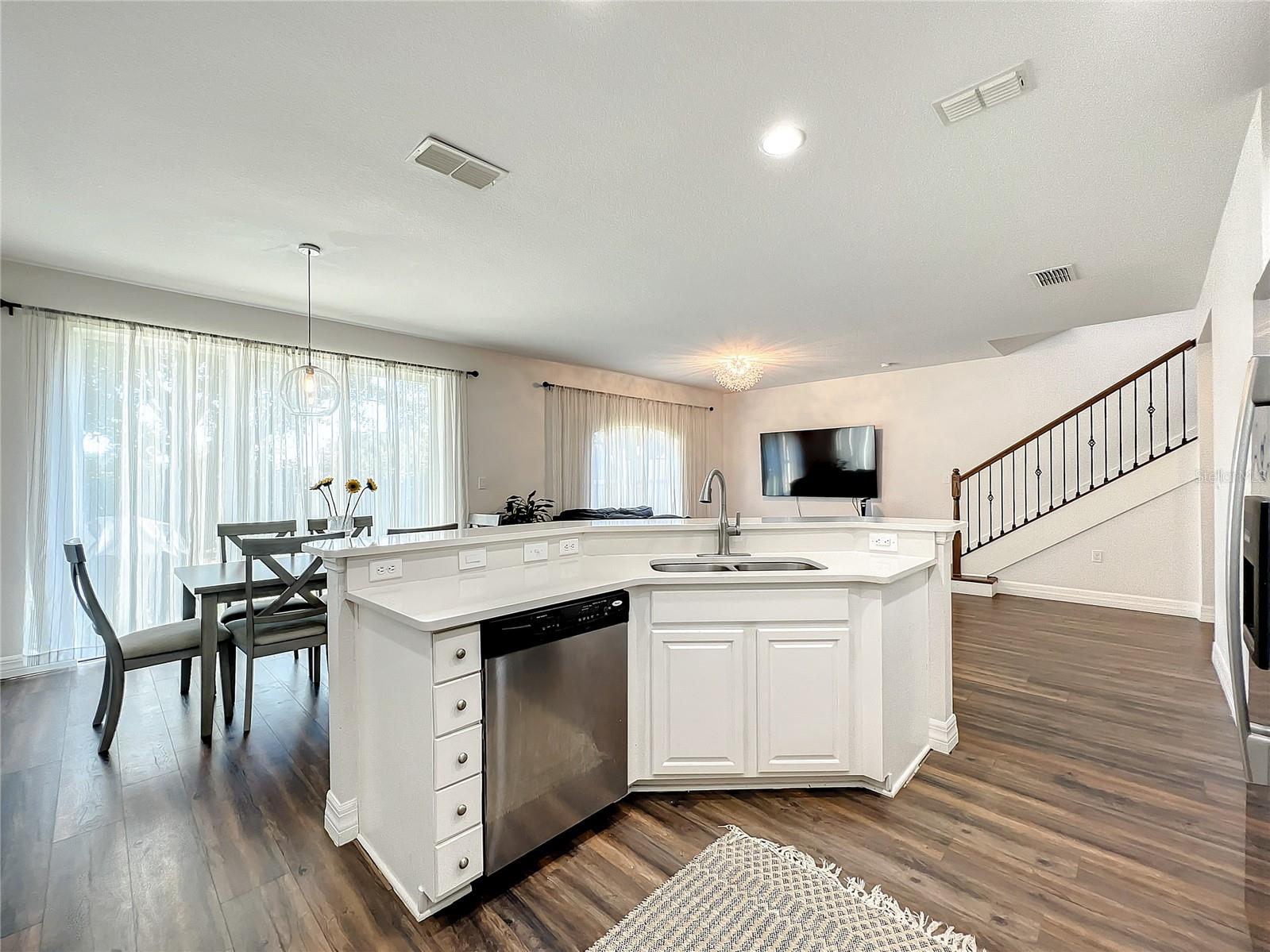 Casa 4 quartos na Florida - Imagem 17